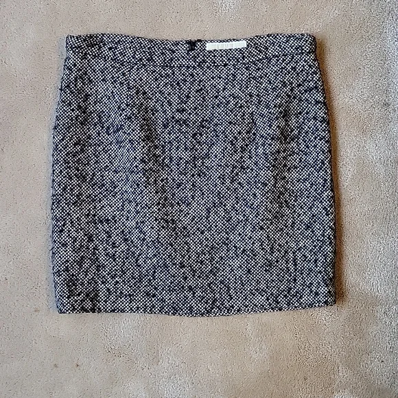 Michael Kors Wool Pencil Skirt Size 8P - Picture 5 of 9